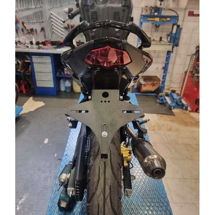 Αναδιπλούμενη βάση πινακίδας Benelli RCX 185 2023-2024