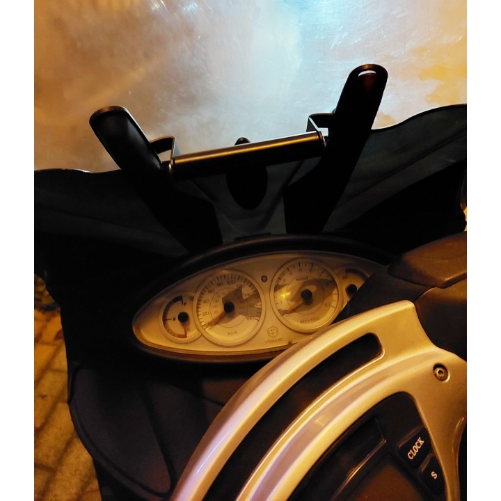 Μπαράκι στήριξης smartphone / GPS για Piaggio X9 125 / 200 / 250 / 500 2004-2007