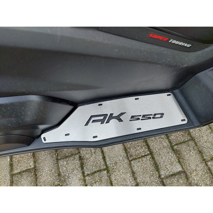 Καλύμματα μαρσπιέ για Kymco AK550 2018-2022
