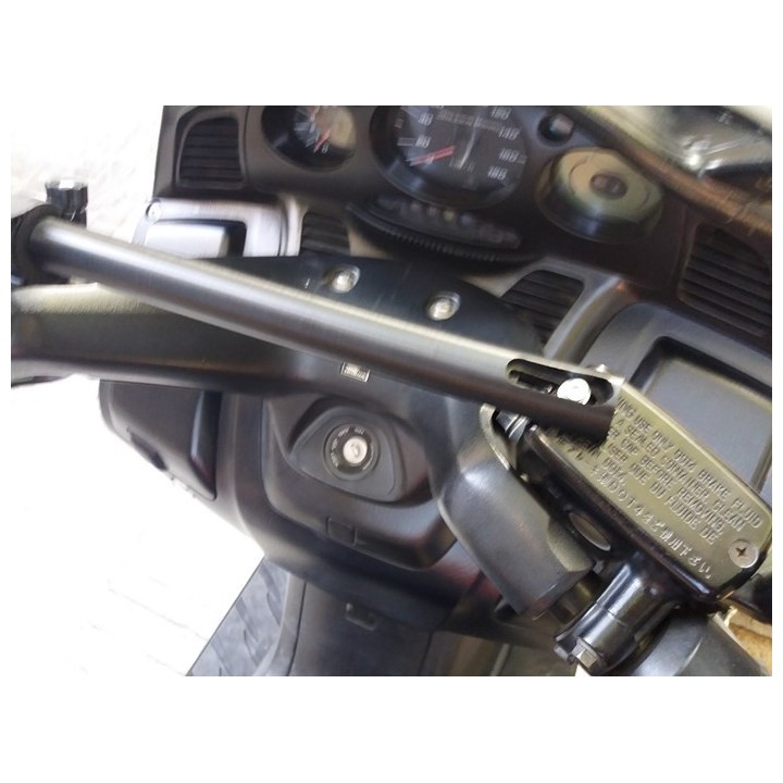 Μπαράκι στήριξης smartphone / GPS για Honda Silverwing 400 / 600 2001-2023