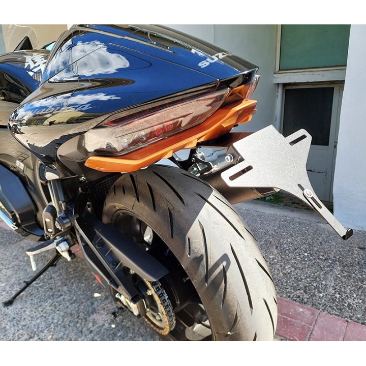 Αναδιπλούμενη βάση πινακίδας Suzuki GSXR1300 Hayabusa 2021-2025