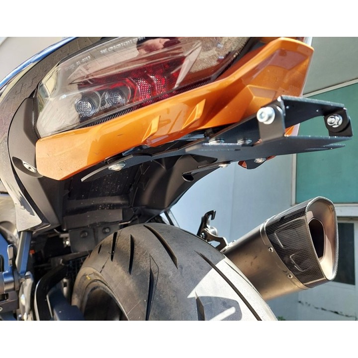 Αναδιπλούμενη βάση πινακίδας Suzuki GSXR1300 Hayabusa 2021-2025