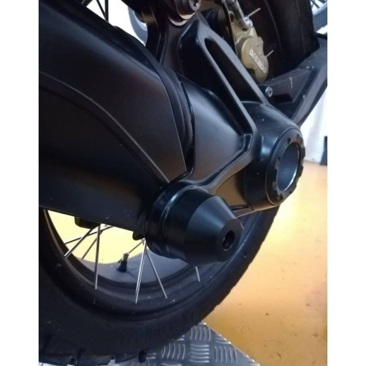 Drive shaft crash bung compatible with BMW R1200GS 2004-2012 / R1200GS LC 2013-2018 / R1250GS 2019-2022